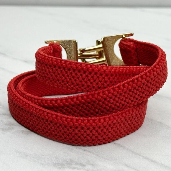 Vintage Womens Red Stretch Cinch Belt Interlocking Buckle Small (S) ✨ - Picture 4 of 7